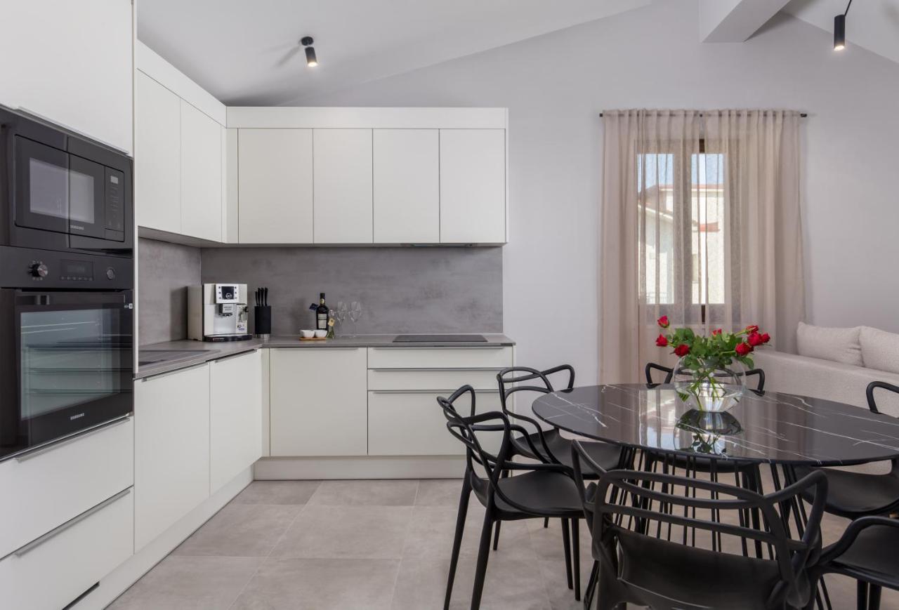 Apartmani Dogas تْسْغيكفانِتْسا الغرفة الصورة